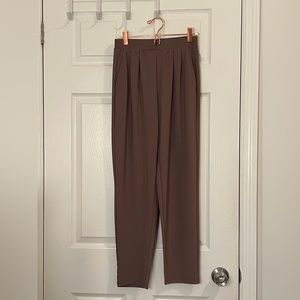 Leith straight leg trouser pants in brown, XS